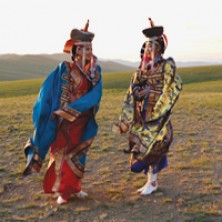 traditional-costume-3-camels